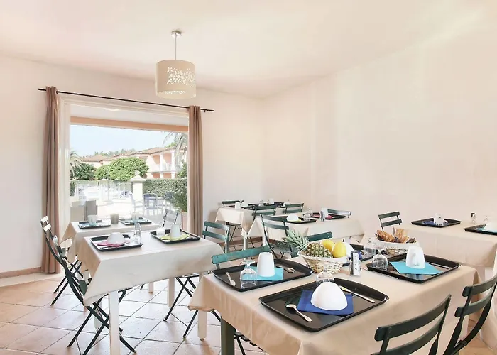 Odalys La Palmeraie 아파트호텔 그리모